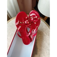$45.00 USD Valentino Slippers For Women #946132