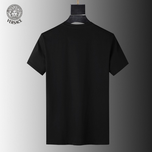 Replica Versace T-Shirts Short Sleeved For Men #946192 $32.00 USD for Wholesale