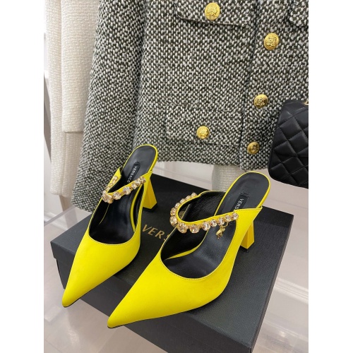 Versace Sandal For Women #946441
