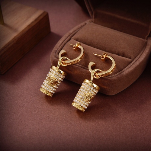 Versace Earrings For Women #946934