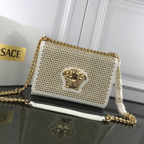 Versace AAA Quality Messenger Bags For Women #946971 $118.00 USD, Wholesale Replica Versace AAA Quality Messenger Bags