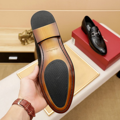 Replica Ferragamo Leather Shoes For Men #946978 $72.00 USD for Wholesale