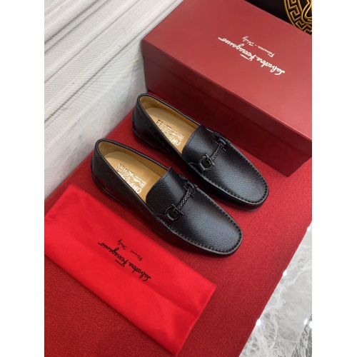 Replica Ferragamo Leather Shoes For Men #946982 $88.00 USD for Wholesale
