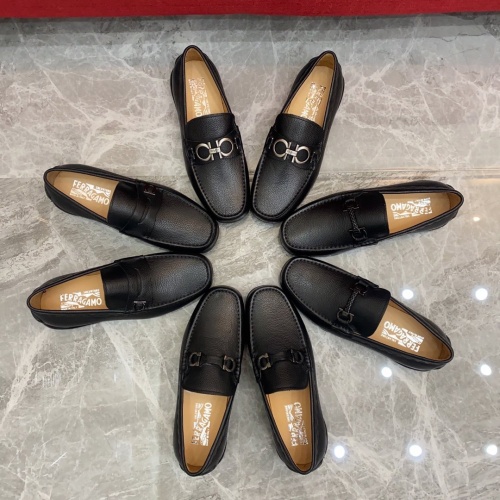 Replica Ferragamo Leather Shoes For Men #946983 $88.00 USD for Wholesale