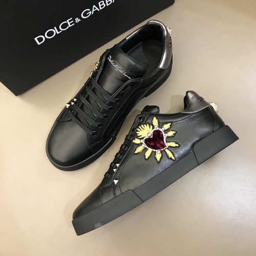 Dolce & Gabbana D&G Casual Shoes For Men #947103