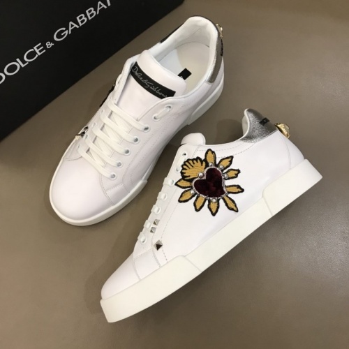 Dolce & Gabbana D&G Casual Shoes For Men #947104