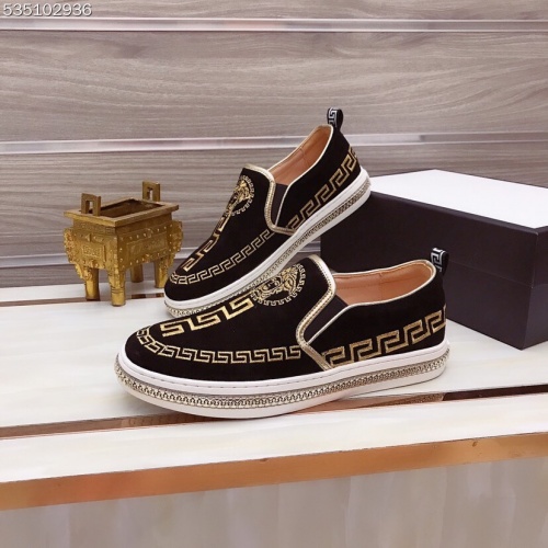 Replica Versace Casual Shoes For Men #947235 $78.00 USD for Wholesale