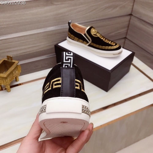 Replica Versace Casual Shoes For Men #947235 $78.00 USD for Wholesale
