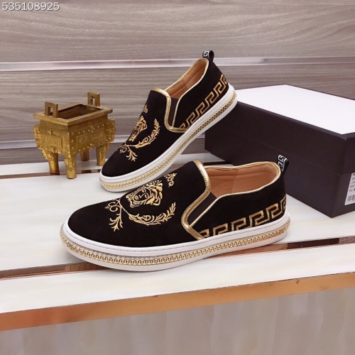 Replica Versace Casual Shoes For Men #947236 $78.00 USD for Wholesale