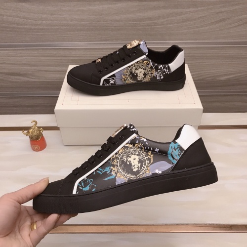 Replica Versace Casual Shoes For Men #947244 $78.00 USD for Wholesale