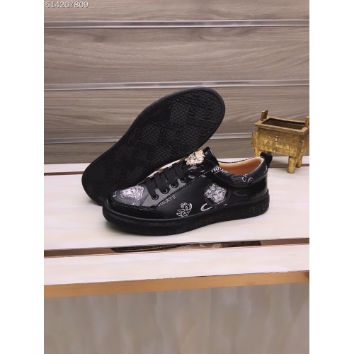 Versace Casual Shoes For Men #947246
