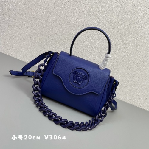 Versace AAA Quality Handbags For Women #947299 $140.00 USD, Wholesale Replica Versace AAA Quality Handbags