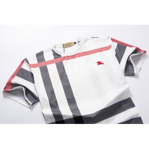 Replica Burberry T-Shirts Short Sleeved For Men #947345 $24.00 USD for Wholesale
