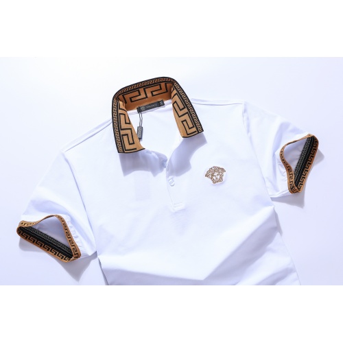 Replica Versace T-Shirts Short Sleeved For Men #947686 $27.00 USD for Wholesale