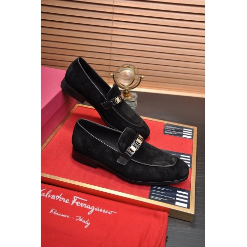 Ferragamo Leather Shoes For Men #948707