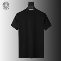 $32.00 USD Versace T-Shirts Short Sleeved For Men #946192