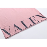 $32.00 USD Valentino T-Shirts Short Sleeved For Men #946285