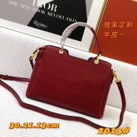 $100.00 USD Prada AAA Quality Handbags For Women #946858