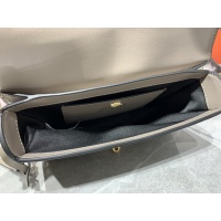 $112.00 USD Versace AAA Quality Messenger Bags For Women #946882