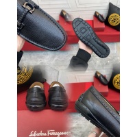 $88.00 USD Ferragamo Leather Shoes For Men #946982