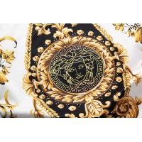$24.00 USD Versace T-Shirts Short Sleeved For Men #947383