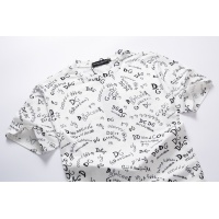 $24.00 USD Dolce & Gabbana D&G T-Shirts Short Sleeved For Men #947393