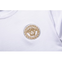 $24.00 USD Versace T-Shirts Short Sleeved For Men #947561
