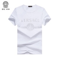 $24.00 USD Versace T-Shirts Short Sleeved For Men #947579