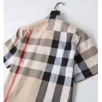 $32.00 USD Burberry Shirts Short Sleeved For Men #947939