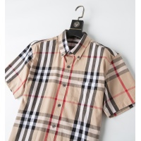 $32.00 USD Burberry Shirts Short Sleeved For Men #947944