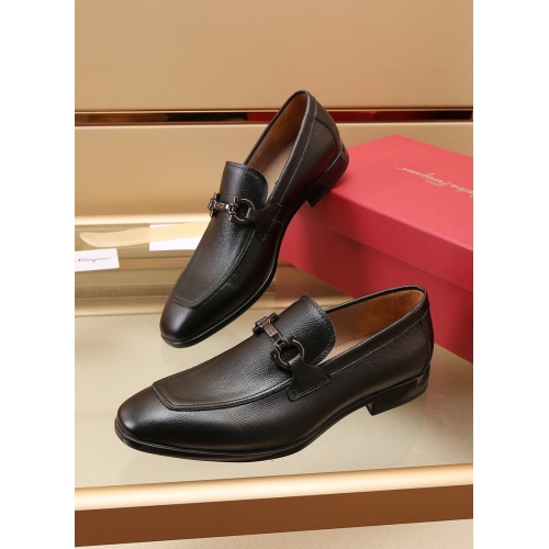 Replica Ferragamo Leather Shoes For Men #948886 $125.00 USD for Wholesale