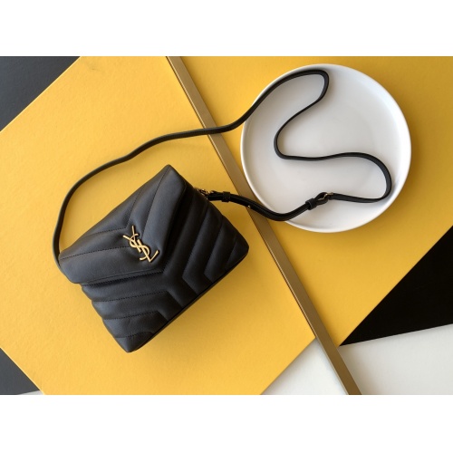 Yves Saint Laurent YSL AAA Messenger Bags For Women #949210