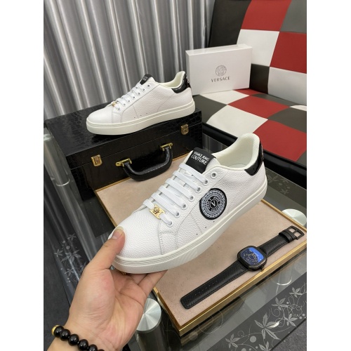 Replica Versace Casual Shoes For Men #949398 $76.00 USD for Wholesale