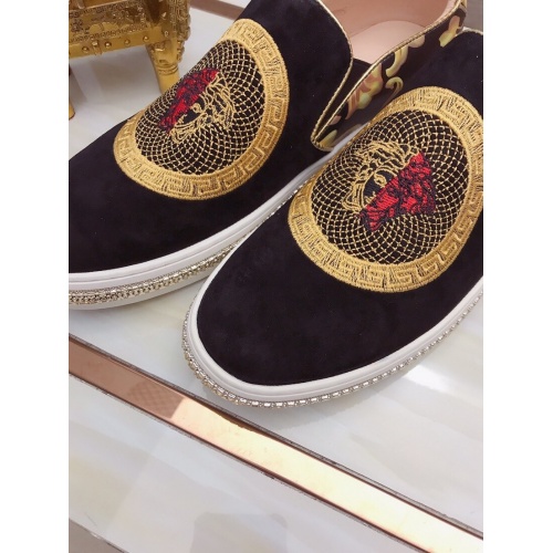 Replica Versace Casual Shoes For Men #949470 $76.00 USD for Wholesale
