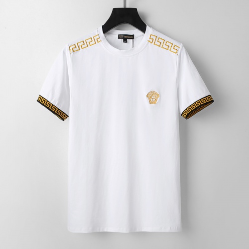 Versace T-Shirts Short Sleeved For Men #949613 $26.00 USD, Wholesale Replica Versace T-Shirts
