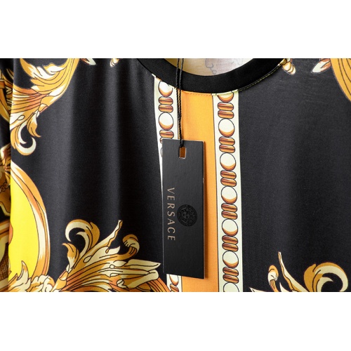 Replica Versace T-Shirts Short Sleeved For Men #949619 $26.00 USD for Wholesale