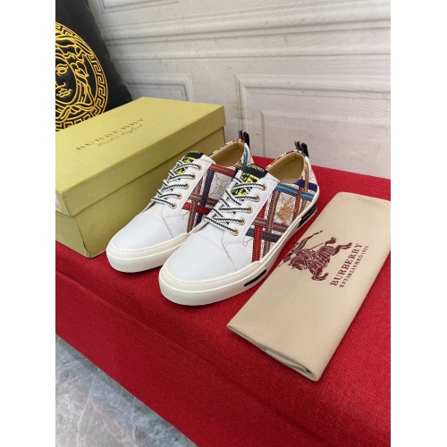 Replica Burberry Casual Shoes For Men #949810 $72.00 USD for Wholesale
