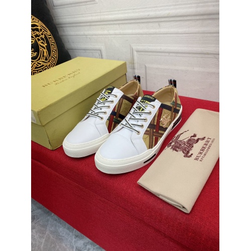 Replica Burberry Casual Shoes For Men #949811 $72.00 USD for Wholesale