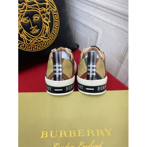 Replica Burberry Casual Shoes For Men #949811 $72.00 USD for Wholesale