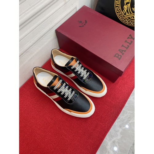 Replica Burberry Casual Shoes For Men #949819 $72.00 USD for Wholesale
