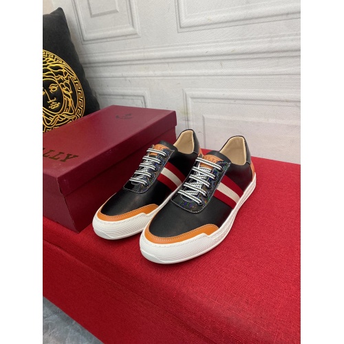 Replica Burberry Casual Shoes For Men #949819 $72.00 USD for Wholesale