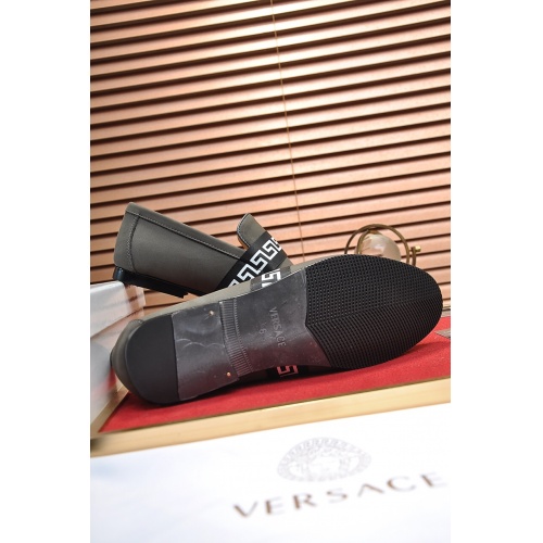 Replica Versace Casual Shoes For Men #950408 $96.00 USD for Wholesale