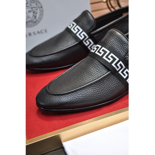 Replica Versace Casual Shoes For Men #950409 $96.00 USD for Wholesale