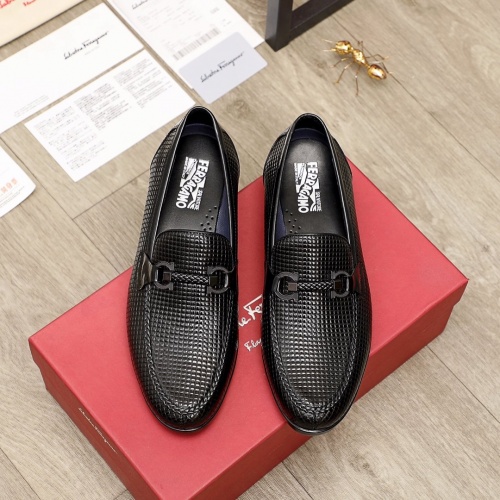 Replica Ferragamo Leather Shoes For Men #950865 $82.00 USD for Wholesale