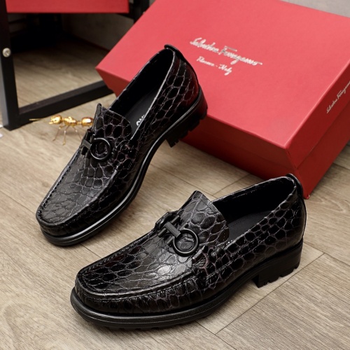 Ferragamo Leather Shoes For Men #951155