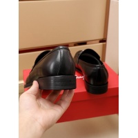 $88.00 USD Ferragamo Leather Shoes For Men #948877
