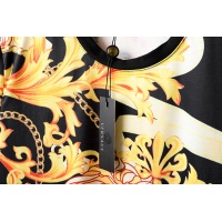 $26.00 USD Versace T-Shirts Short Sleeved For Men #949616