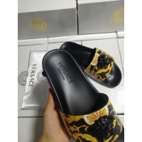$42.00 USD Versace Slippers For Men #950775