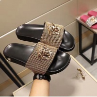 $48.00 USD Versace Slippers For Men #950789