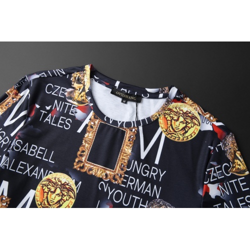 Replica Versace Tracksuits Short Sleeved For Men #951448 $64.00 USD for Wholesale